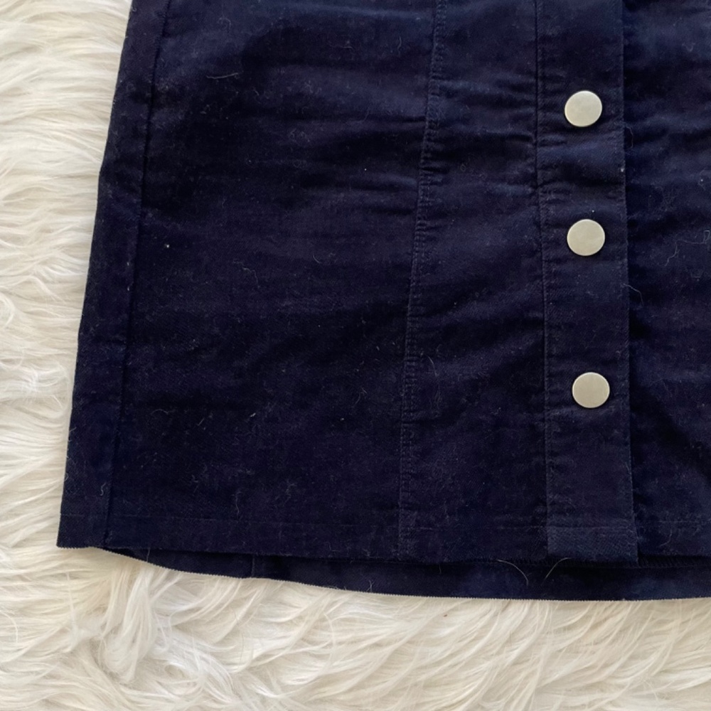 Altar’s state blue velvet like button mini skirt - Picture 2 of 9